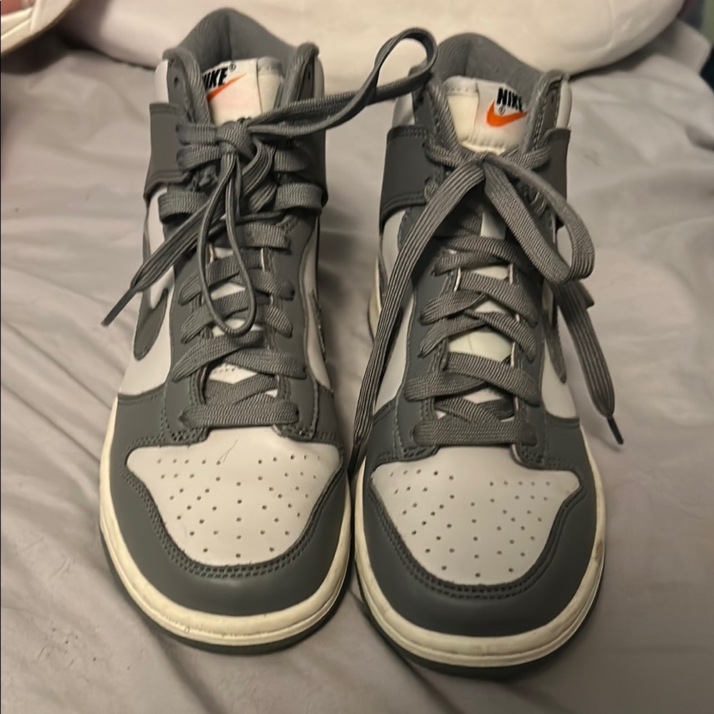 Nike High-Top Sneakers in Gray and White